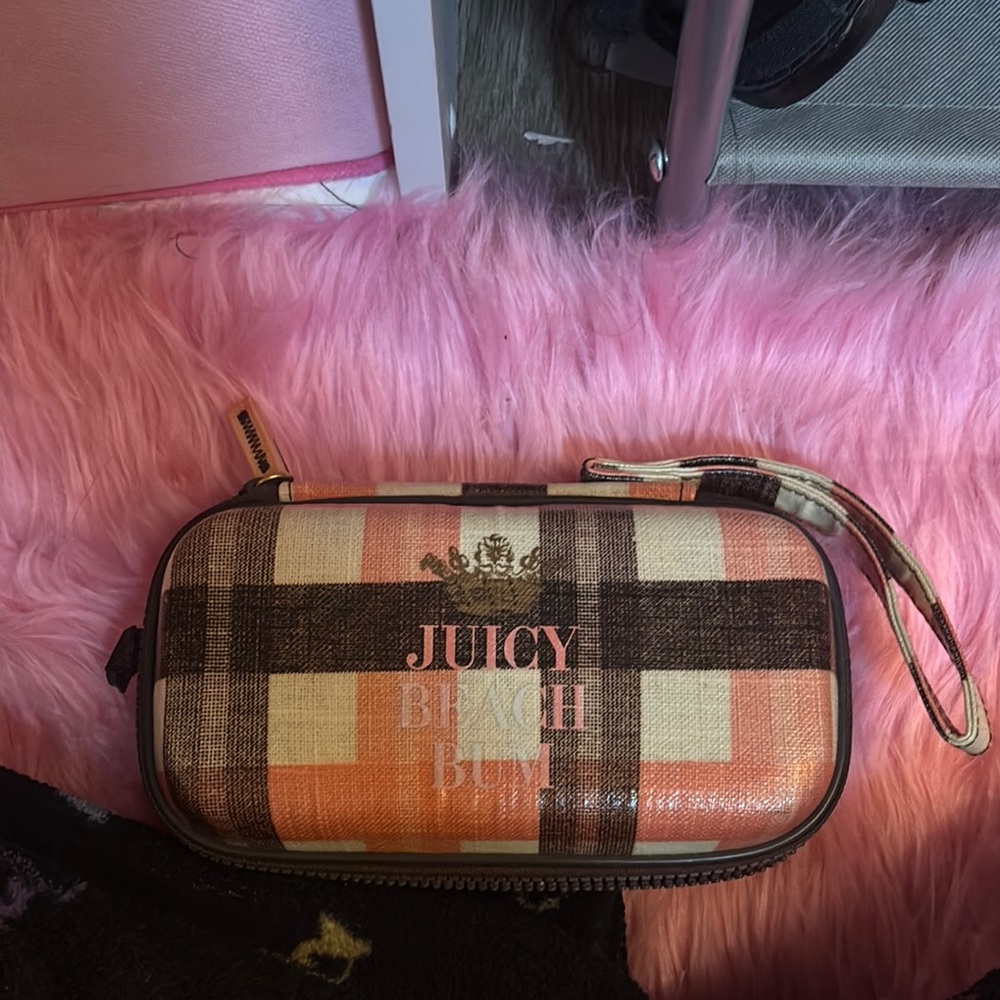 Vintage portable juicy couture speaker